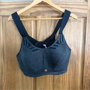 Livi Women's Black Sports Bra